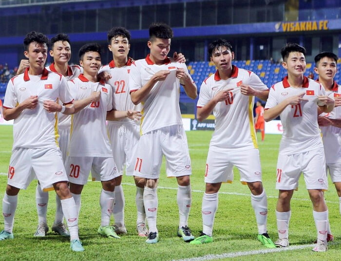 Tuyết Dung Động Viên U23 Việt Nam: Tinh Thần Việt Nam Sẽ Giúp Các Em Thắng Timor Leste