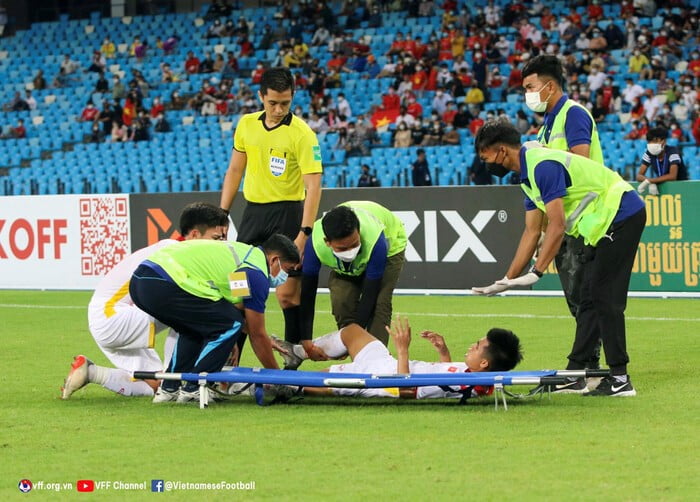 Đừng Nhầm Lẫn Về Lòng Quả Cảm, Giá Trị Thật Của Tuyển Nữ Và U23 Việt Nam