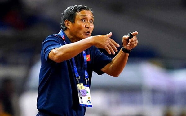 Hlv Mai Đức Chung Không Đủ Điều Kiện Dẫn Dắt Việt Nam Ở World Cup?