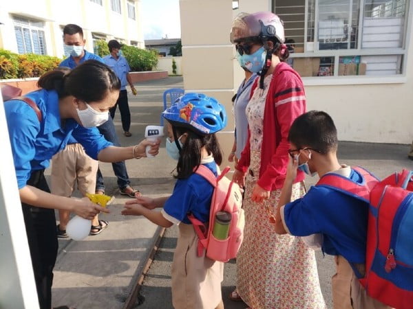 Tp.hcm: Ngày Đầu Trẻ Mầm Non, Tiểu Học, Lớp 6 Đi Học Trở Lại, Phát Hiện 3 F0