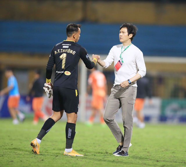 Hà Nội Fc Đột Ngột Chia Tay Hlv Park Choong Kyun