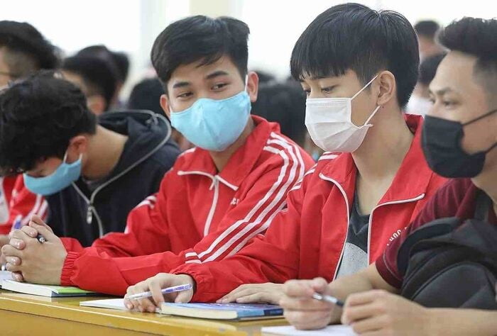 Sinh Viên Nhiều Trường Đại Học Tại Hà Nội Quay Trở Lại Giảng Đường Từ Đầu Tháng 4
