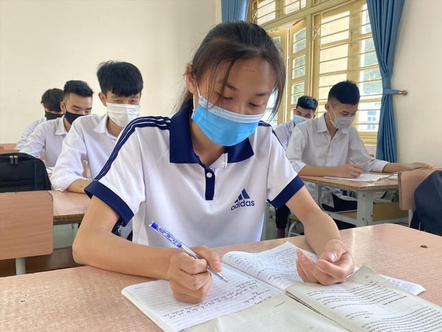Thi Tốt Nghiệp Thpt 2022: Cảnh Báo Đề Thi Thật Khó Hơn Minh Họa