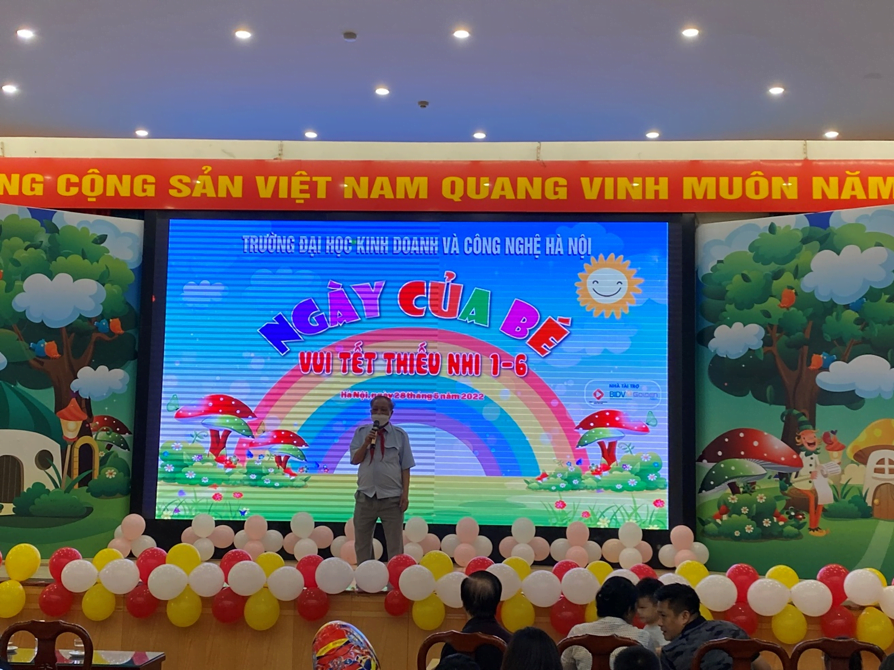 Trường Đại Học Kinh Doanh Và Công Nghệ Tổ Chức Chương Trình Tết Thiếu Nhi Dành Cho Con Em Cán Bộ Giảng Viên Tại Trường