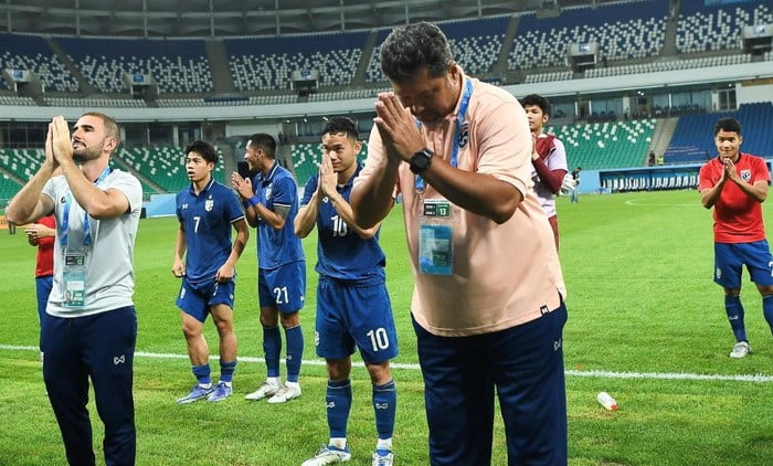 Hãy Về Nhà Chơi Bóng Bàn, Sa Thải Ngay Hlv U23 Thái Lan Vì Xấu Hổ Trước Việt Nam'