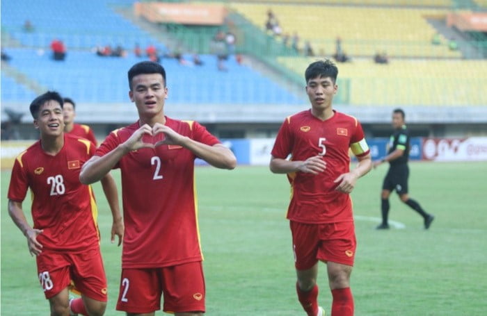 Châu Phi Ghi Bàn, Việt Nam Lấy Ngôi Đầu Bảng Của Thái Lan