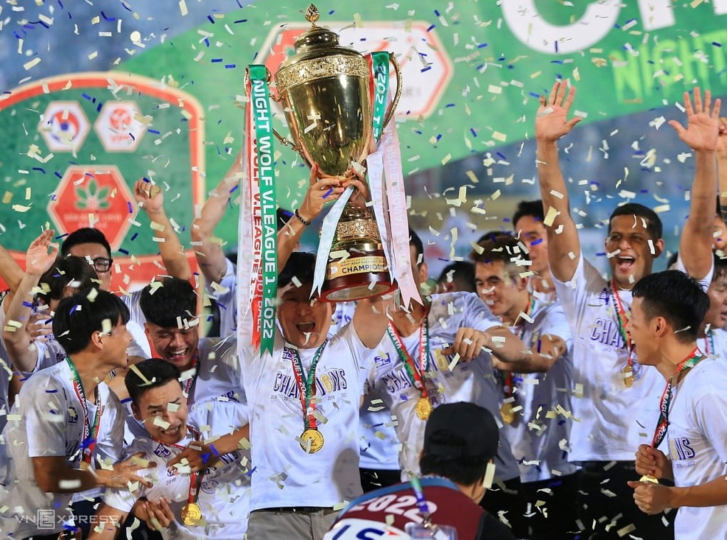 Clb Hà Nội Vô Địch V-League Mùa Giải 2022
