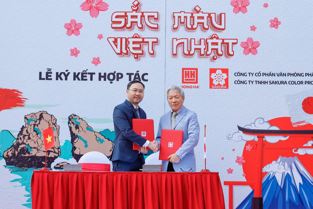 Lễ Ký Kết Hợp Tác Giữa Công Ty Cổ Phần Văn Phòng Phẩm Hồng Hà Và Công Ty Tnhh Sakura Color Products Việt Nam