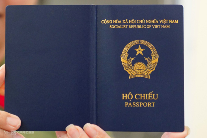 Hộ Chiếu Gắn Chíp Điện Tử Khác Gì Với Hộ Chiếu Hiện Nay?