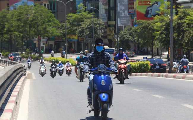 Miền Bắc, Miền Trung Bước Vào Đợt Nắng Nóng Đầu Tiên Trong Năm