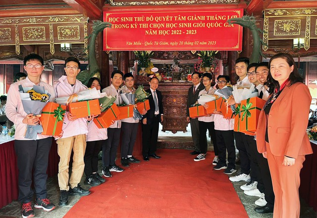 Bộ Gd-Đt Công Bố Đề Thi Và Đáp Án Thi Học Sinh Giỏi Quốc Gia