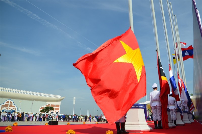 Quốc Kỳ Việt Nam Tung Bay Tại Lễ Thượng Cờ Asean Para Games 12