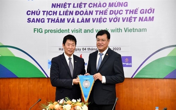 Chủ Tịch Liên Đoàn Thể Dục Thế Giới Thăm Và Làm Việc Tại Cục Tdtt