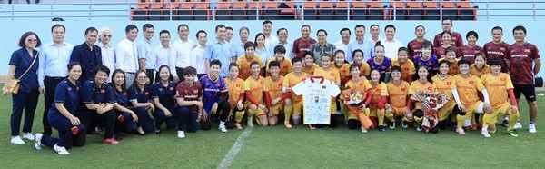 Thủ Tướng Phạm Minh Chính Gặp Mặt, Động Viên Đội Tuyển Bóng Đá Nữ Trước Khi Lên Đường Dự World Cup 2023
