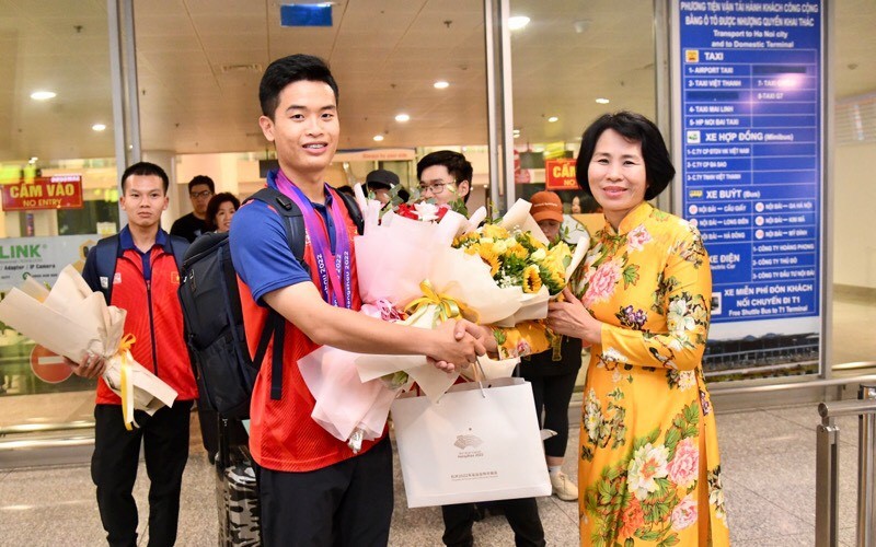 Bắn Súng Việt Nam - Vinh Quang Ngày Trở Về!