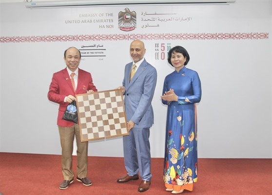 Đại Sứ Quán Uae Vinh Danh Các Kỳ Thủ Việt Nam Giành Thành Tích Xuất Sắc Năm 2023