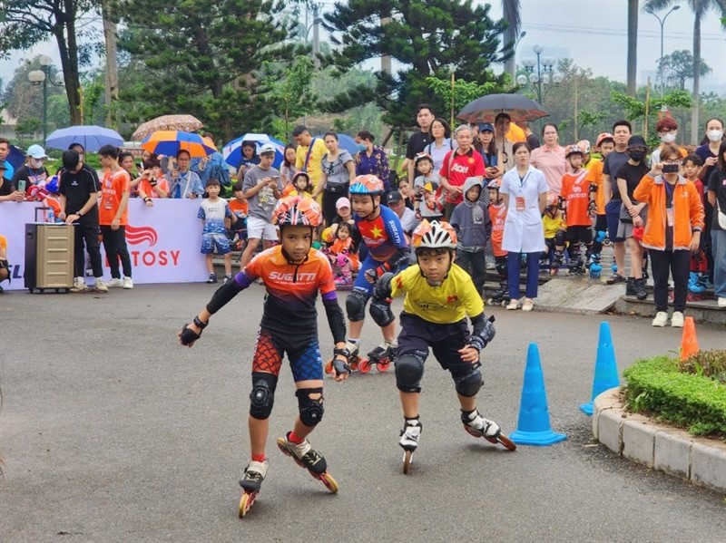 Đẩy Mạnh Phong Trào Roller Sports Trên Toàn Quốc