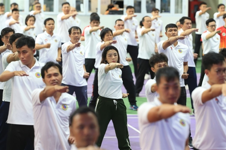 Tp.hcm Đẩy Mạnh Phong Trào Tự Vệ - Võ Nhạc Trong Học Đường