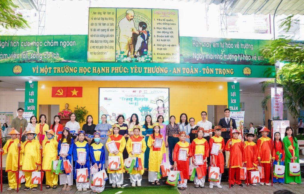 Thành Phố Hồ Chí Minh Rạng Rỡ Cùng Trạng Nguyên Tuổi 13