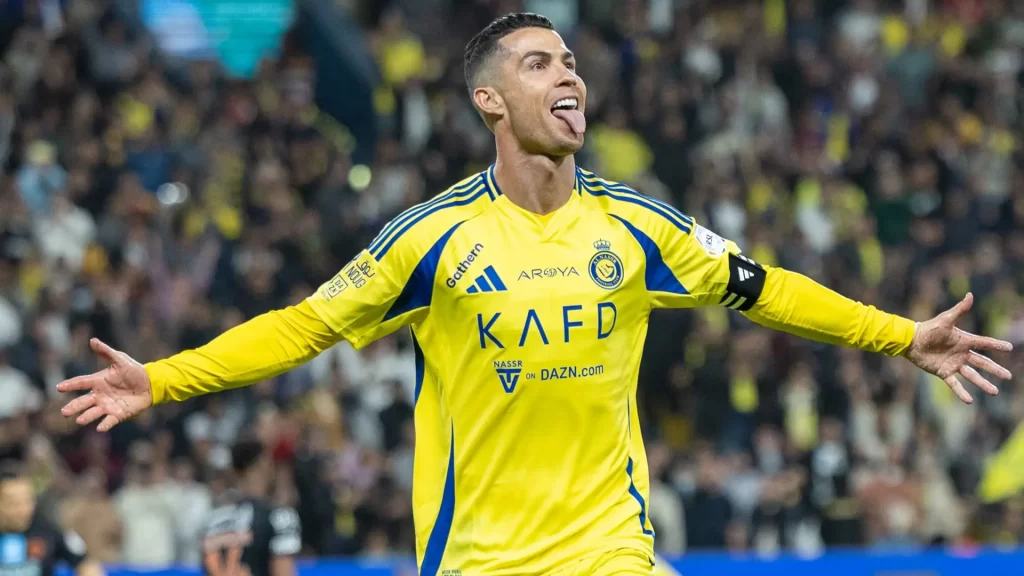 Cristiano Ronaldo Và Bản Hợp Đồng Đắt Giá Nhất Lịch Sử: Sự Lựa Chọn Của Khát Vọng, Không Phải Tiền Bạc