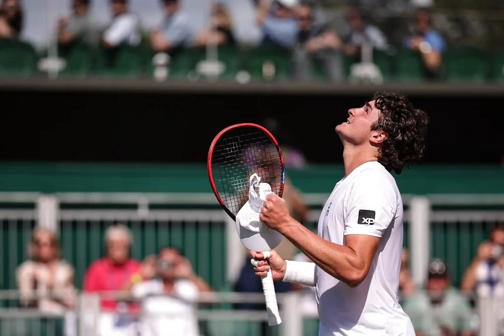 Wimbledon 2025 – Joao Fonseca: Gương Mặt Trẻ Brazil Gây Chấn Động Grand Slam