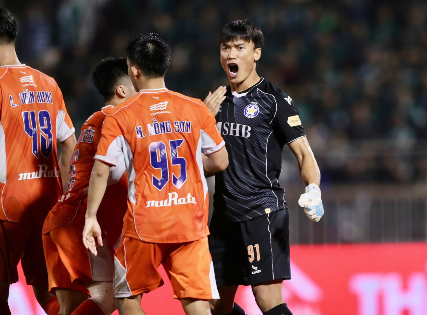V.League 2025: HAGL Chuẩn Bị “Bom Tấn” Ngoại Binh, Tăng Sức Mạnh Đột Phá Hàng Công