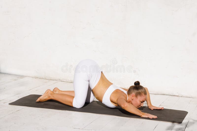 5 Bài Tập Nhẹ Nhàng Trong Nhà Vào Mùa Hè: Giữ Dáng – Giữ Lửa – Giữ Khỏe