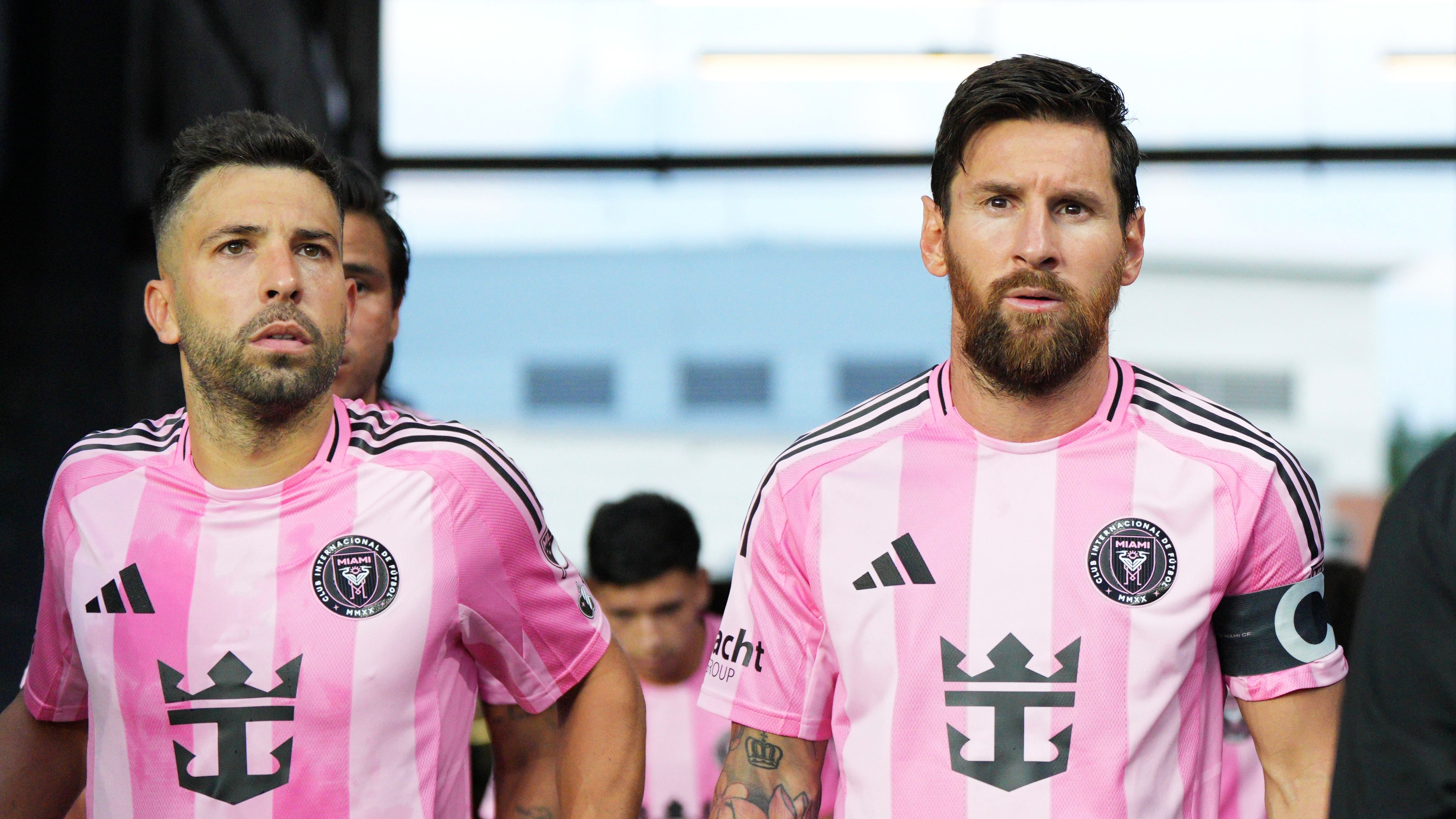 Lionel Messi bị treo giò tại MLS: Khi ngôi sao toàn cầu đối mặt với luật chơi của tập thể
