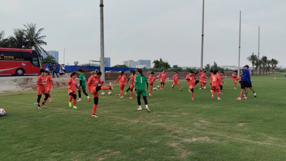 Đội tuyển nữ Việt Nam khởi động giai đoạn nước rút tại Hải Phòng: Nhiệt huyết vượt qua nắng nóng, sẵn sàng cho chinh phục mới
