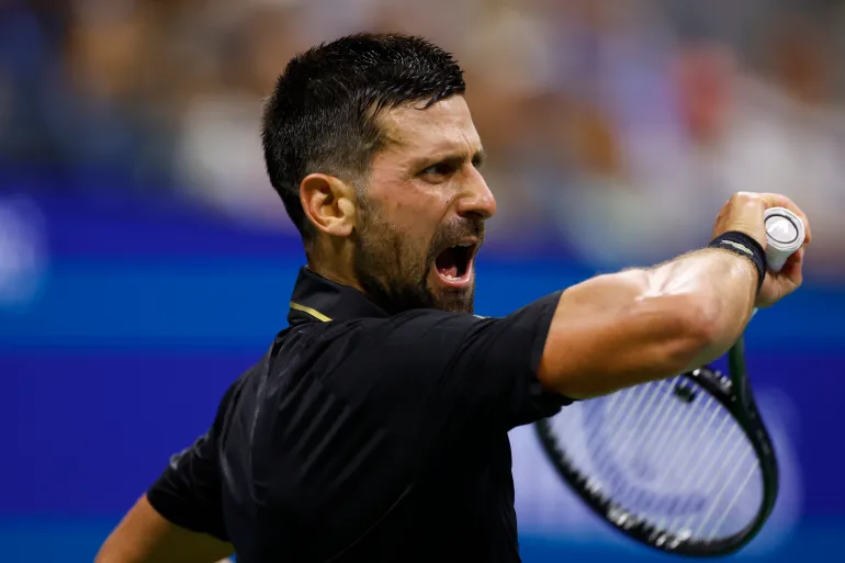 US Open 2025: Djokovic vào vòng 3, Alcaraz thắng áp đảo