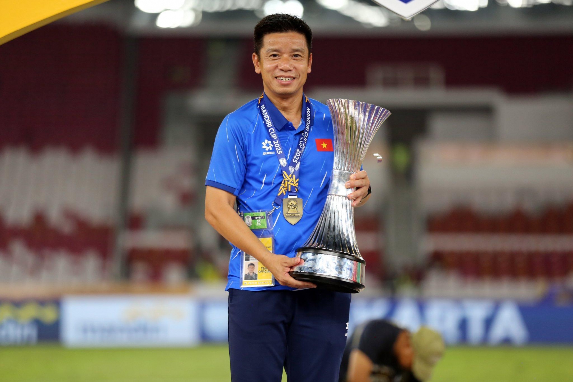 HLV Lưu Danh Minh – trợ lý nội đầu tiên được triệu tập lên U23 Việt Nam