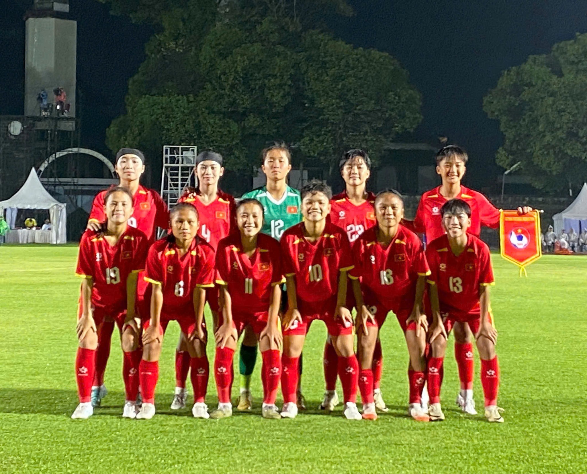 U16 nữ Việt Nam thắng đậm Campuchia 5-0 tại giải Đông Nam Á 2025