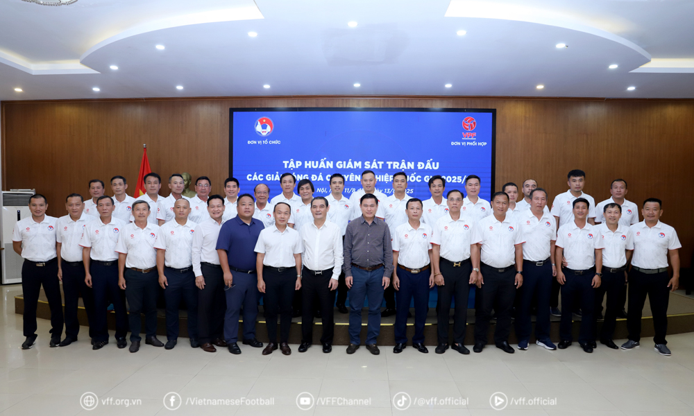 Bóng đá Việt Nam nâng chuẩn chuyên nghiệp: Khai mạc tập huấn Giám sát trận đấu mùa giải 2025/26