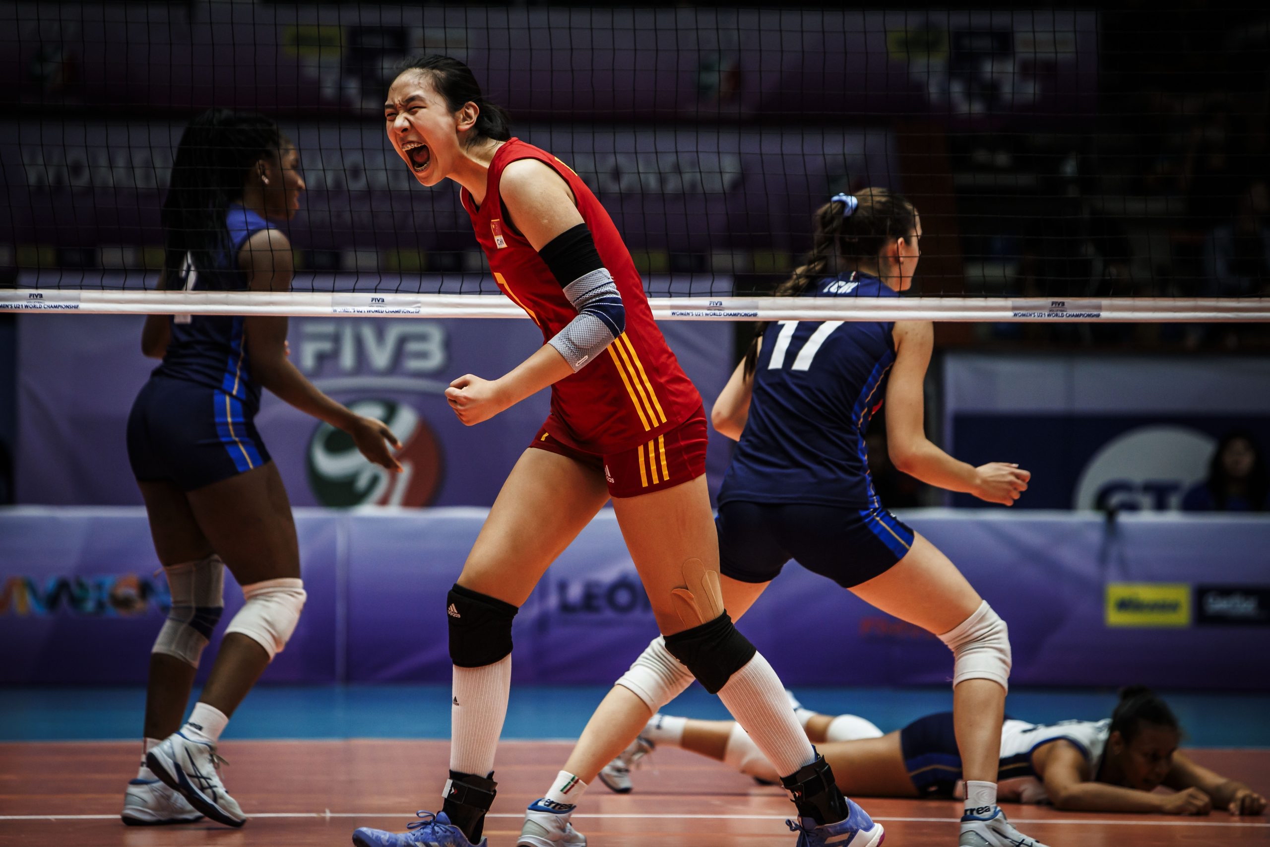 Sân khấu ngàn cơ hội: Khi U21 Việt Nam bước vào “giấc mơ Surabaya”