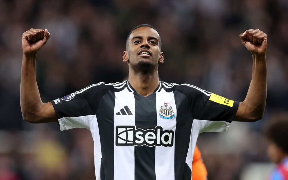 LIVERPOOL VÀ ISAK: GIẤC MƠ ĐỎ TRƯỚC NGƯỠNG CỬA TAN VỠ