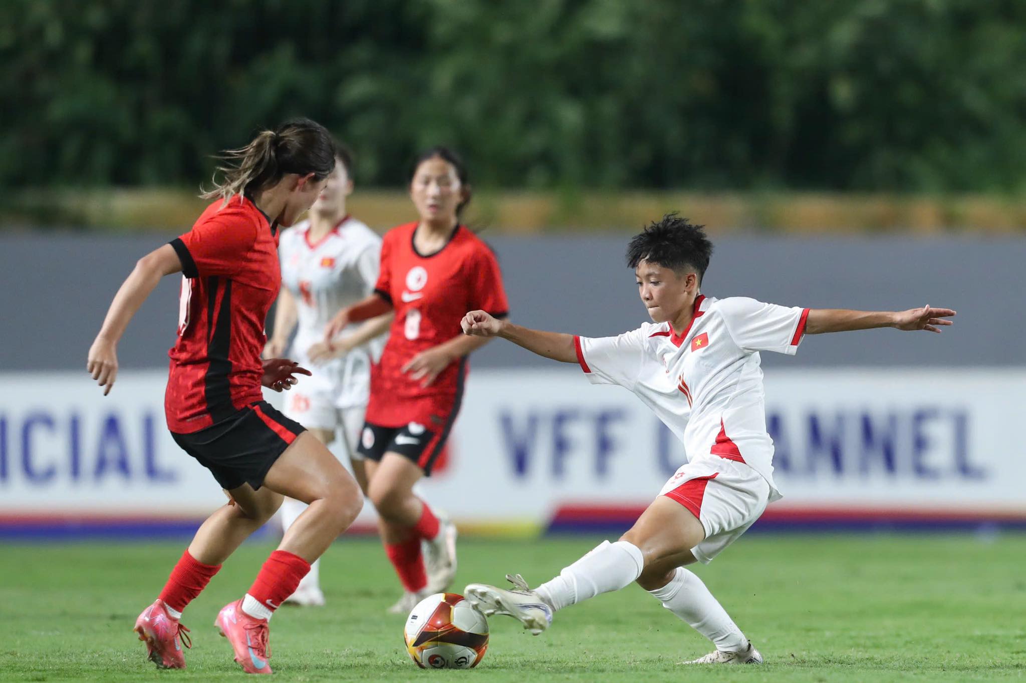 Lịch Thi Đấu Bóng Đá Ngày 12/8: Rực Lửa Đại Chiến Việt Nam vs Thái Lan – Cuộc So Tài Quyết Định Bảng A Giải VĐ Bóng Đá Nữ Đông Nam Á 2025