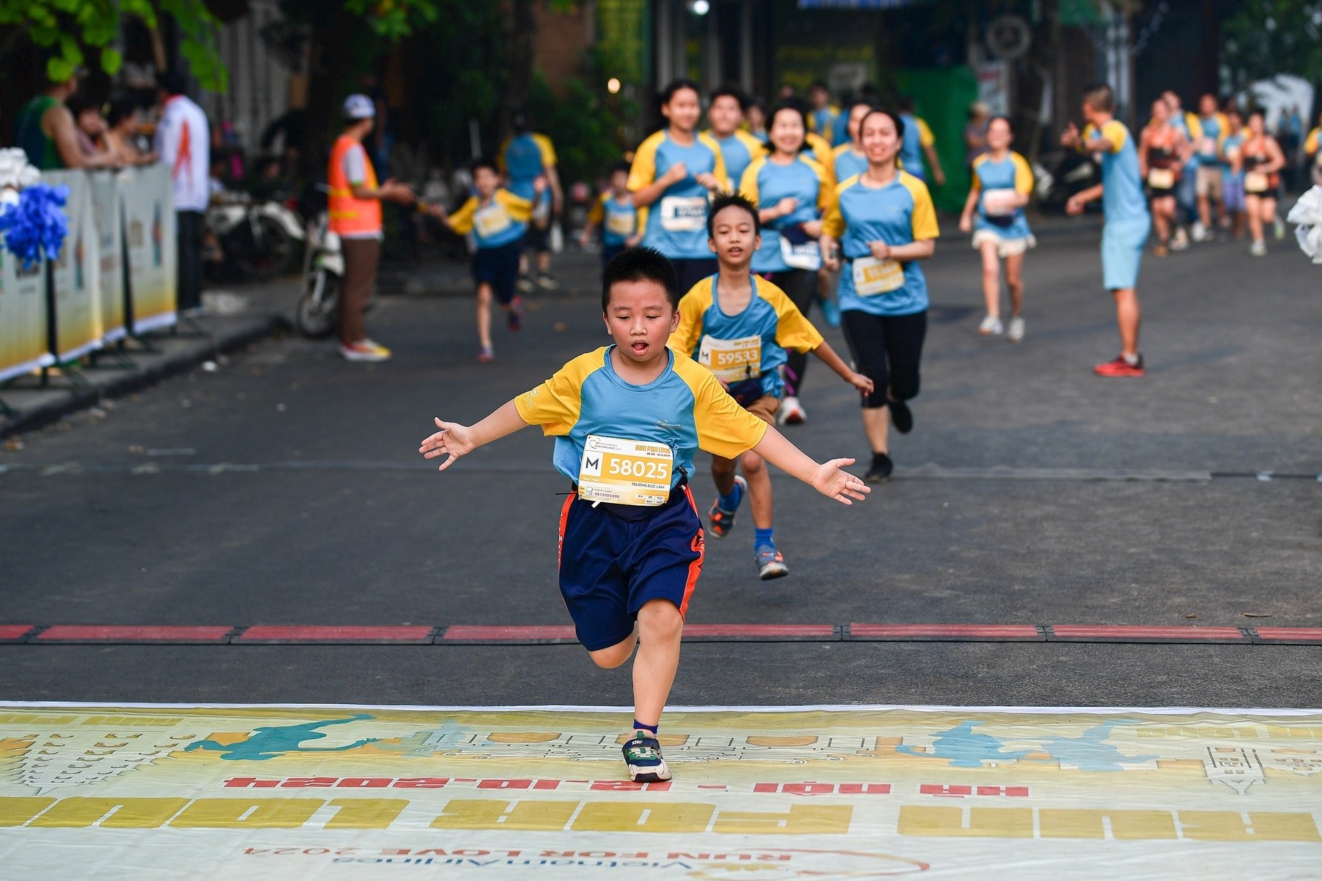 Run For Love 2025 – Hành trình lan tỏa yêu thương giữa mùa thu Hà Nội