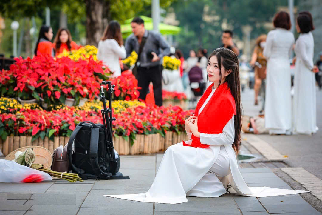 Check-in mừng Tết Độc Lập: Quảng trường Ba Đình rợp sắc cờ hoa
