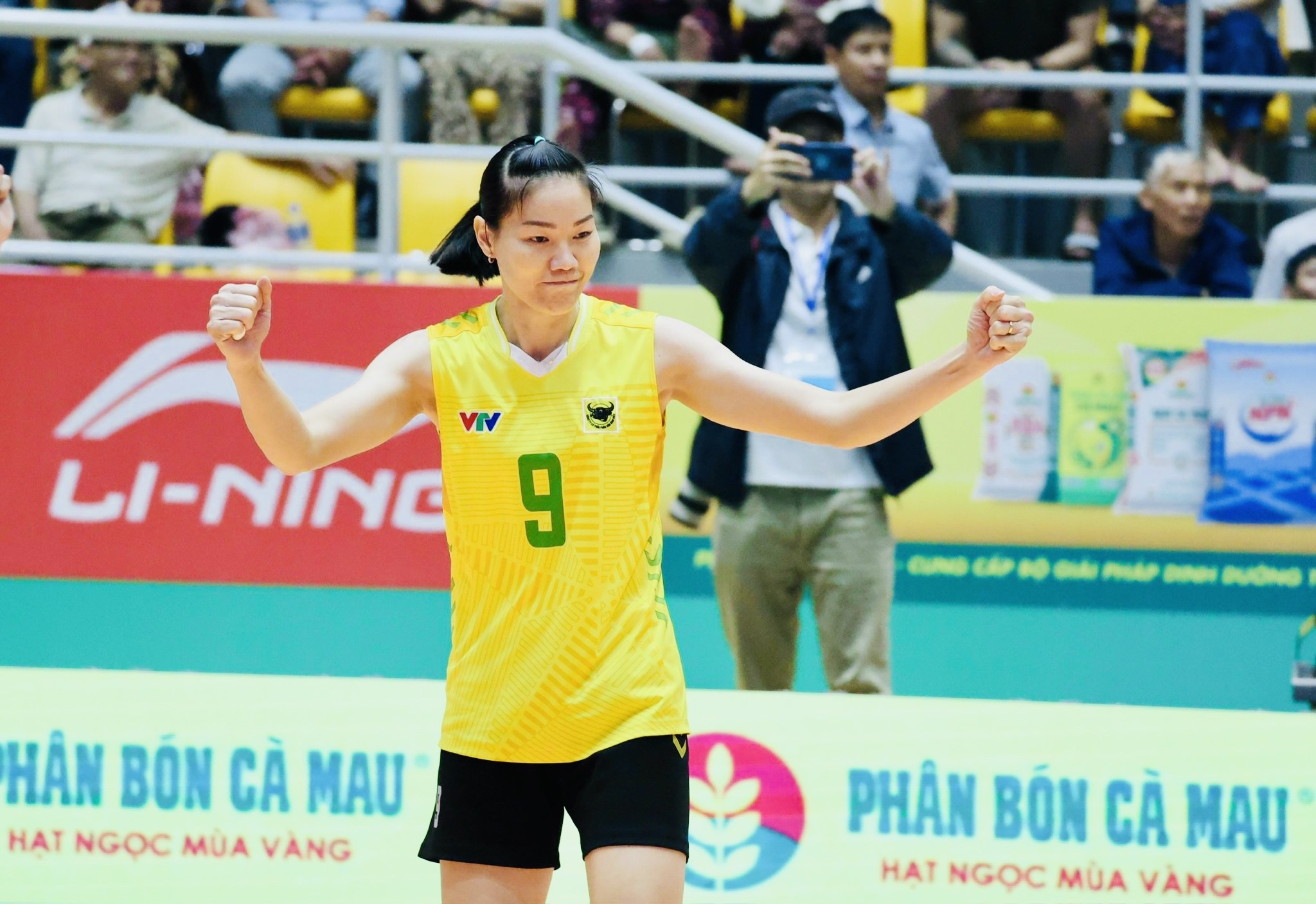 Nguyễn Thị Ngọc Hoa trở thành HLV trưởng VTV Bình Điền Long An