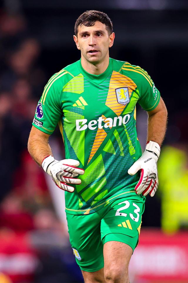 Lỡ hẹn Old Trafford, Emiliano Martinez vẫn giữ sự bình thản