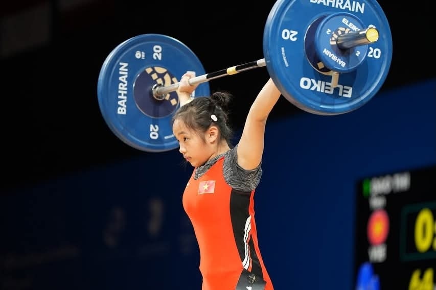 Đô cử Đào Thị Yến giành hạng Ba cử giật tại Asian Youth Games 2025