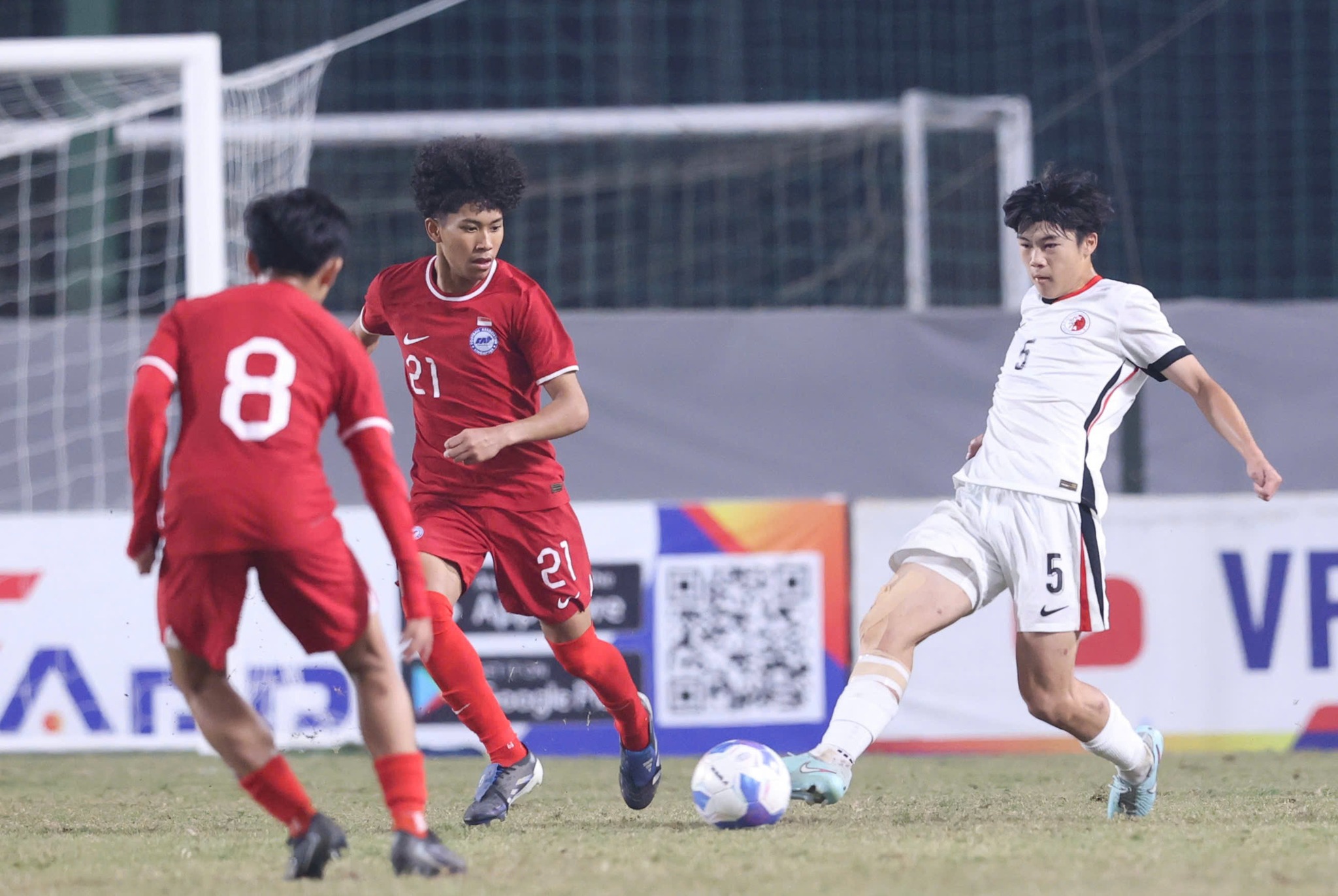 17 Singapore và U17 Hồng Kông chia điểm 1-1 tại vòng loại U17 châu Á 2026