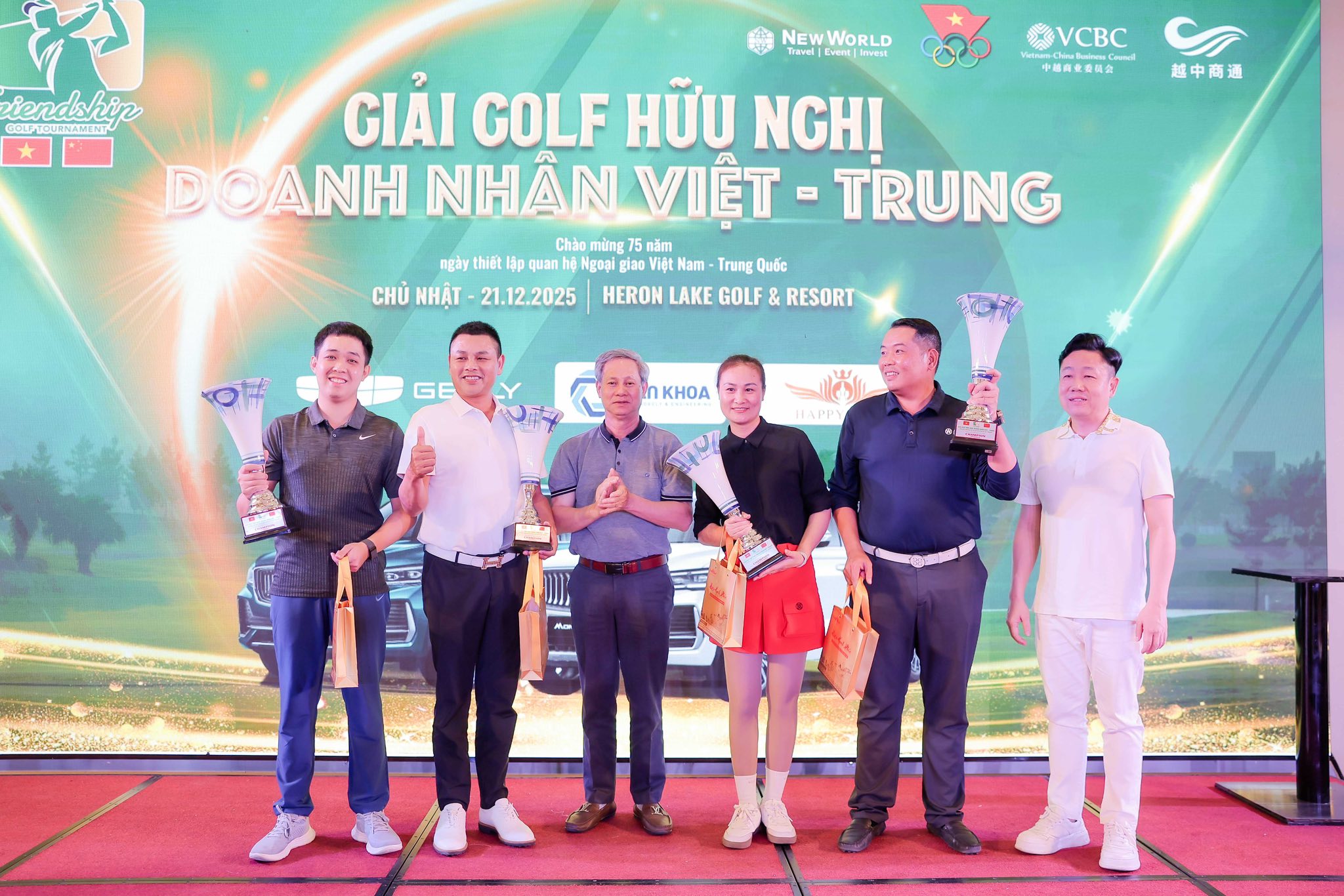 Bế mạc Giải golf Doanh nhân Hữu nghị Việt – Trung 2025