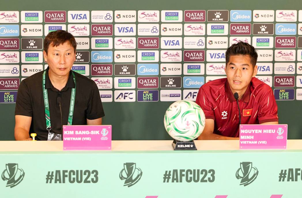 HLV Kim Sang Sik: “U23 Việt Nam đã thi đấu như một tập thể thống nhất”