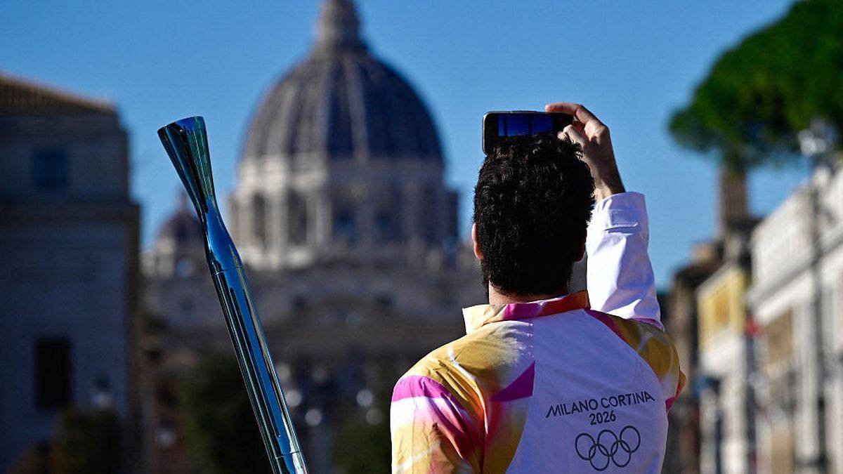 Hành trình rước đuốc Thế vận hội Mùa đông 2026: Rực rỡ – Đa dạng – Tranh luận chưa hết