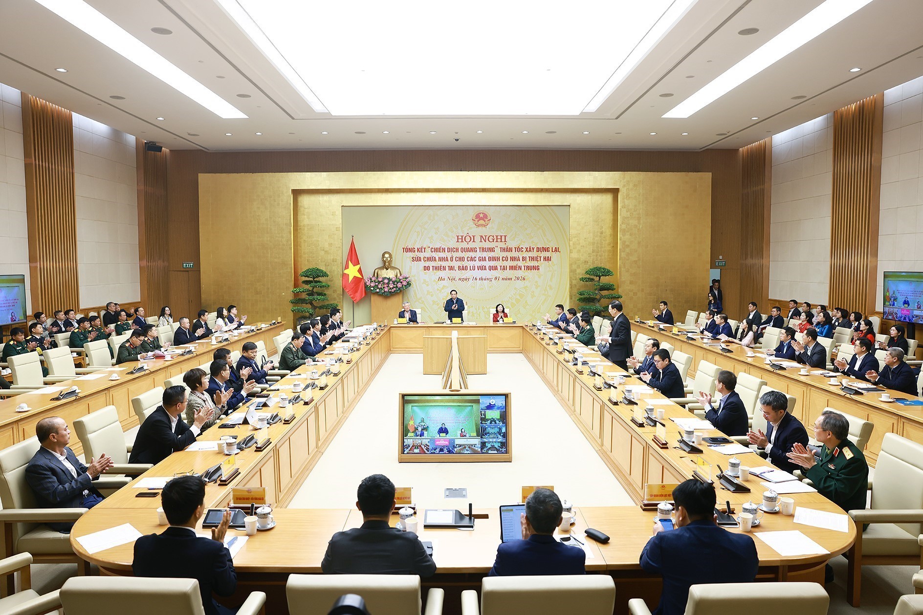 Chiến dịch Quang Trung dựng nhà cho dân vùng lũ: Hành động thần tốc vì cuộc sống Nhân dân