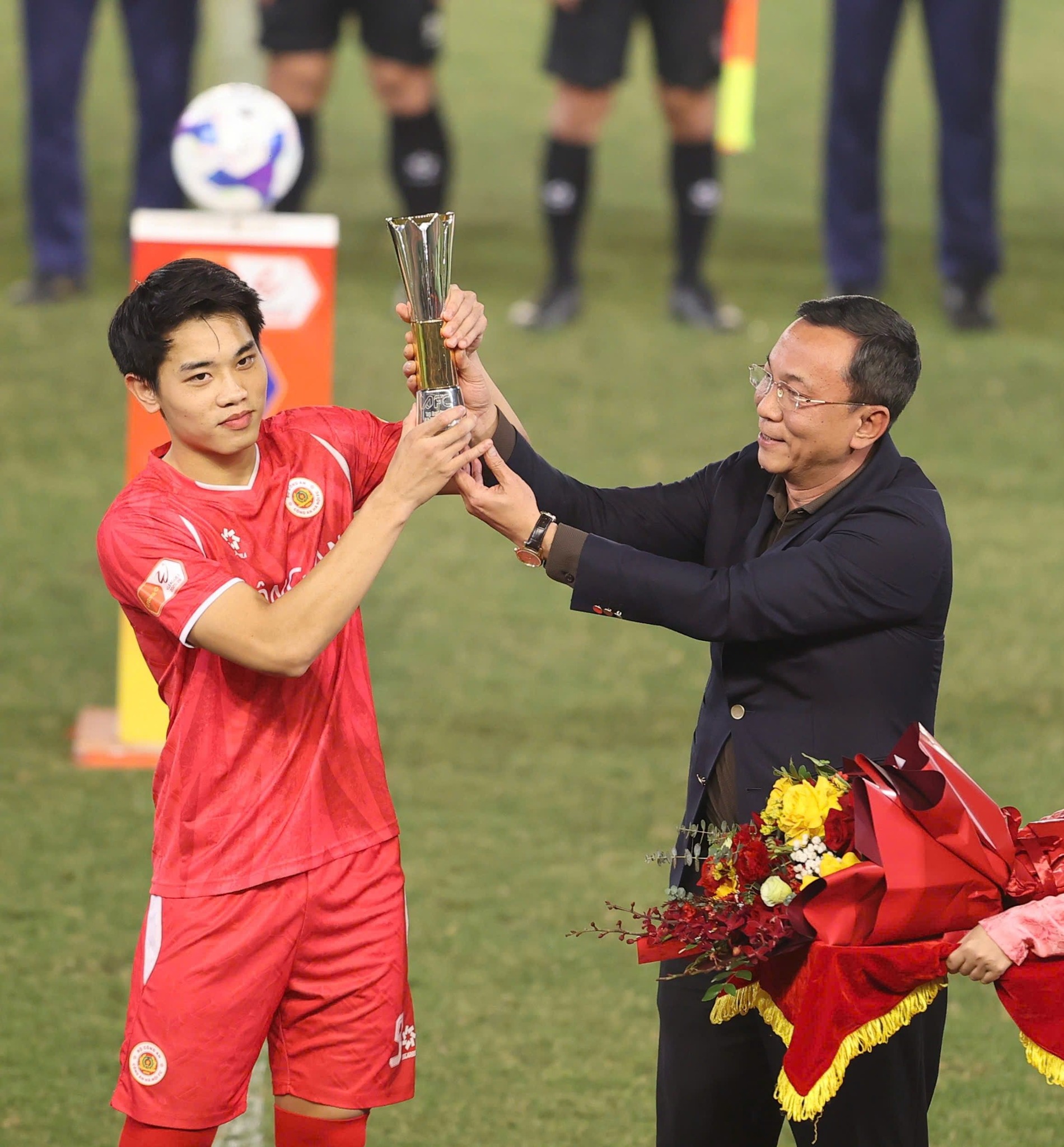 Nguyễn Đình Bắc được vinh danh Cầu thủ ghi nhiều bàn nhất VCK U23 châu Á 2026
