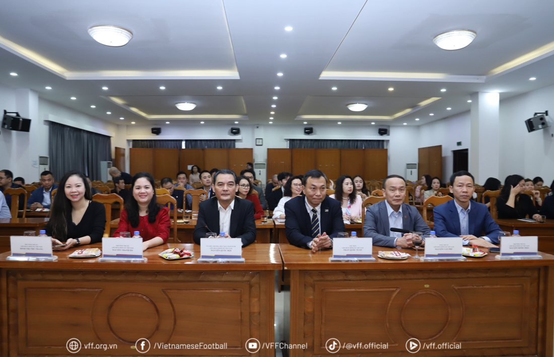 LĐBĐVN giao nhiệm vụ đầu năm Xuân 2026: Củng cố kỷ cương, nâng tầm chuyên nghiệp