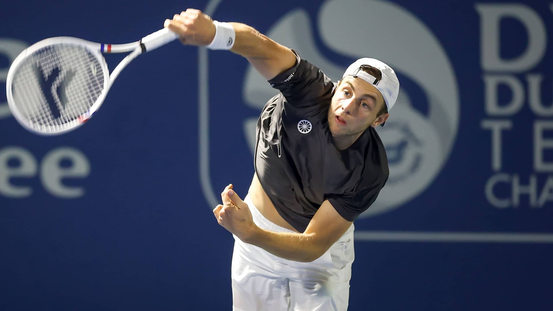 Dubai Duty Free Tennis Championships 2026: Địa chấn liên tiếp, hạt giống lớn rời cuộc chơi