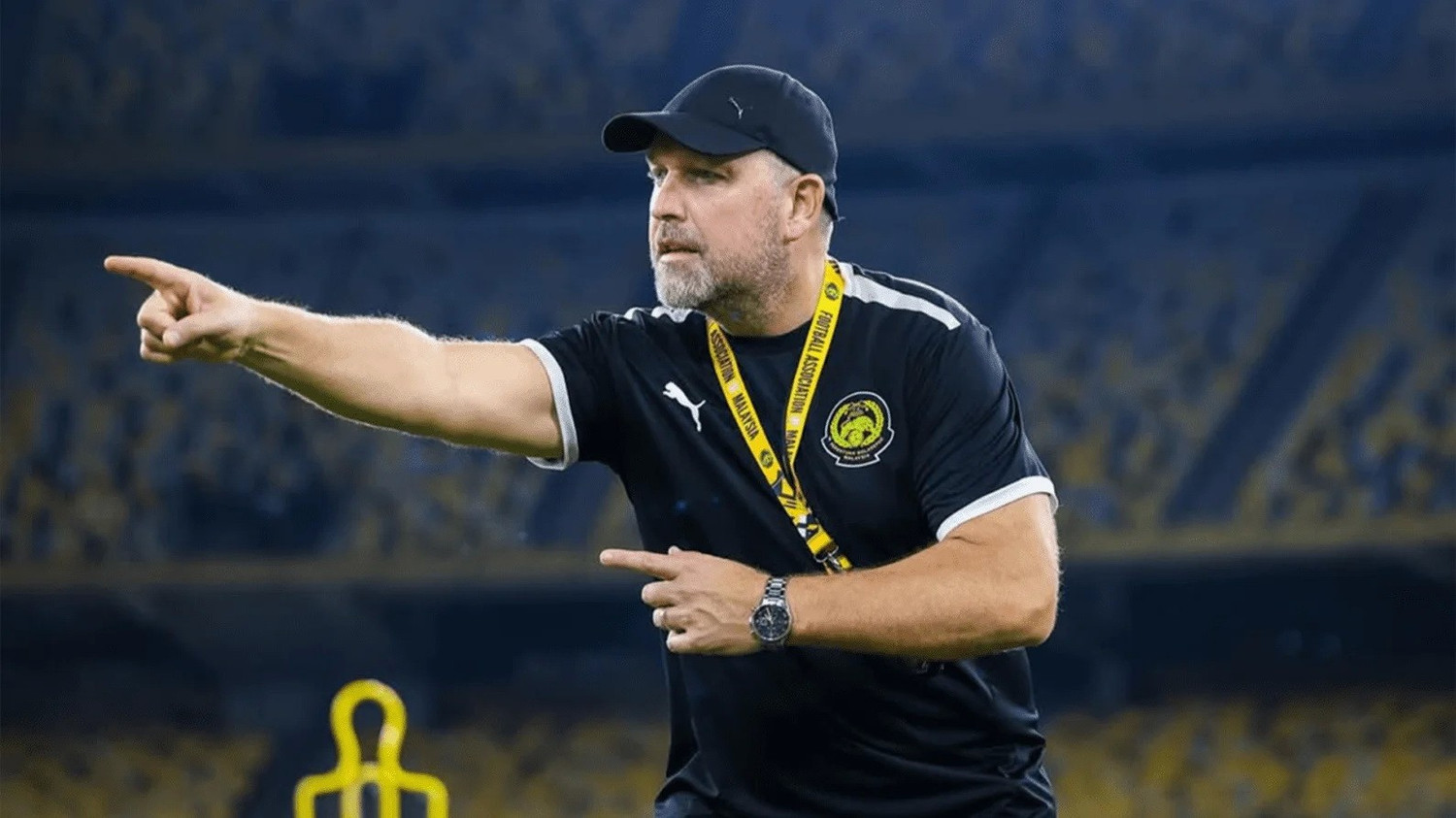 HLV Malaysia đối diện làn sóng yêu cầu từ chức sau khủng hoảng bóng đá